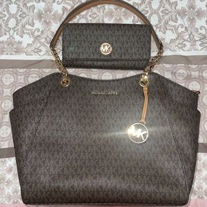 ❌SOLD❌ Michael Kors set